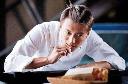 谁爆料谢霆锋的视频,揭秘明星背后的真实生活  第3张